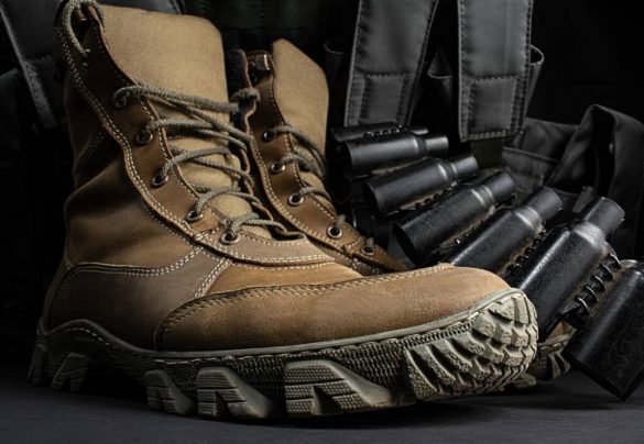 Hunting field shoes and boots